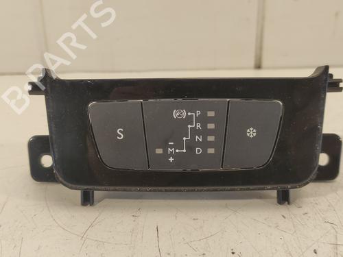 Used Electronic module PEUGEOT 308 SW II (LC_, LJ_, LR_, LX_, L4_) 1.2 THP 130 (131 hp) 9452948