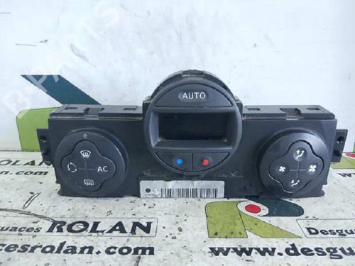 Used Climate control RENAULT MEGANE II (BM0/1_, CM0/1_) [2001-2012]  4055729