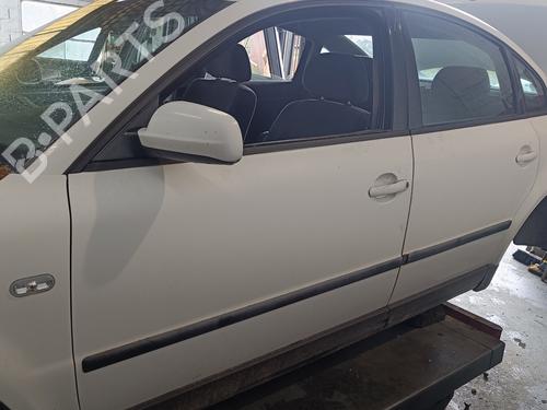 Used Left front door VW PASSAT B5 (3B2) [1996-2001]  28544877