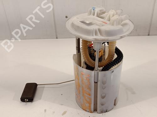 Used Fuel pump NISSAN QASHQAI / QASHQAI +2 I (J10, NJ10, JJ10E) [2006-2014]  15641272