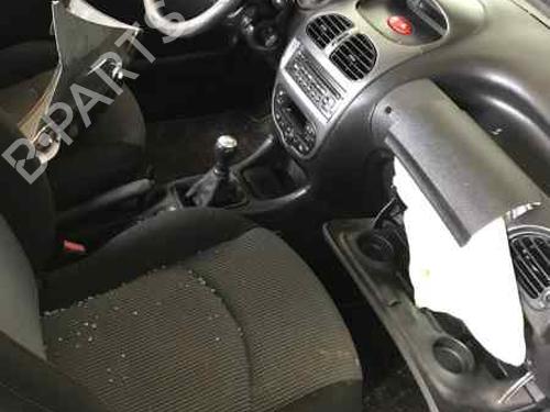 Fuse box PEUGEOT 206 Hatchback (2A/C) 1.4 HDi eco 70 | BP5567585E1 