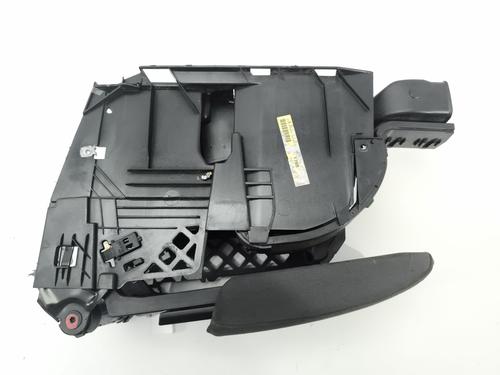 Used Armrest / Center console Armrest / Center console VW GOLF V (1K1) [2003-2010] 33474268 33474268