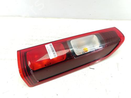 Used Right taillight RENAULT TRAFIC III Van (FG_) 1.6 dCi 115 (FGMD) (116 hp) 31814611