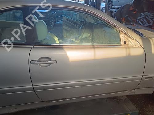 Used Right front door MERCEDES-BENZ CLK (C208) [1997-2003]  28544911