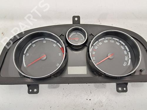 Used Instrument cluster OPEL ANTARA A (L07) [2006-2017]  17732362