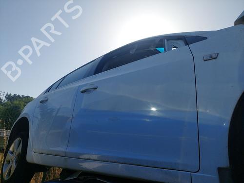 Used Right front door CHEVROLET CRUZE (J300) [2009-2025]  28544852