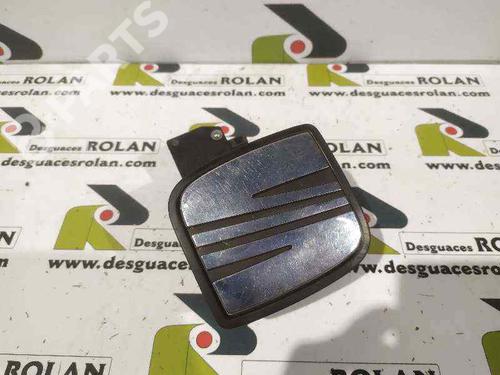 Used Tailgate handle Tailgate handle SEAT CORDOBA (6L2) 1.9 TDI (100 hp) 4692331 4692331