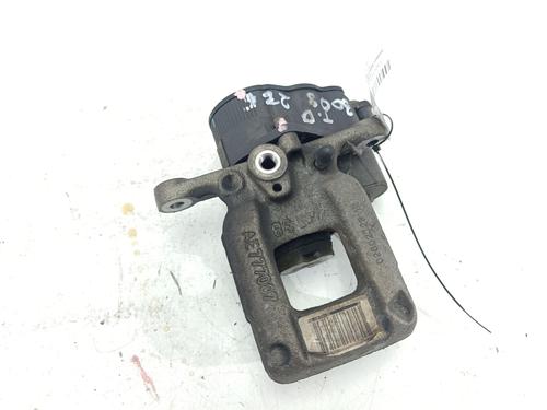Used Right rear brake caliper PEUGEOT 3008 II SUV (MC_, MR_, MJ_, M4_) 1.6 BlueHDi 120 (120 hp) 31084040