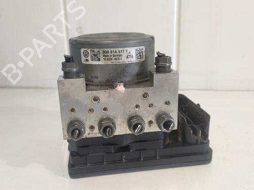Used ABS pump SEAT LEON SC (5F5) [2013-2018]  7566168