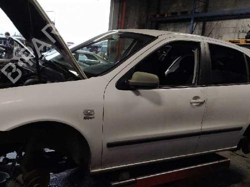 Venstre Styrespindel Lejehus SEAT LEON (1M1) 1.6 16 V | BP15599947M25 
