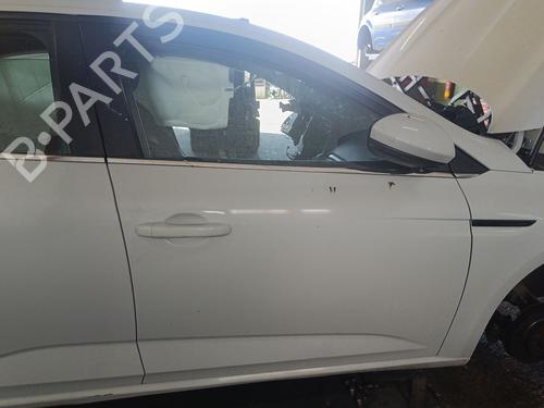 Used Right front door RENAULT MEGANE IV Hatchback (B9A/M/N_) 1.5 dCi 90 (B9A1) (90 hp) 28545264