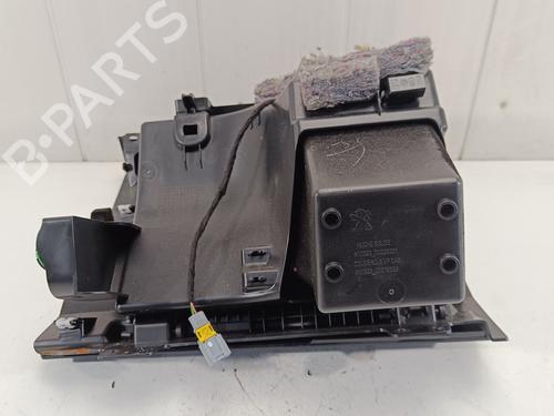 Glove box PEUGEOT 3008 II SUV (MC_, MR_, MJ_, M4_) 1.6 BlueHDi 120 | BP16873797C95 
