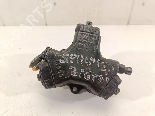 Used Injection pump MERCEDES-BENZ SPRINTER 4-t Bus (B904) 416 CDI (904.662, 904.663) (156 hp) 24811006