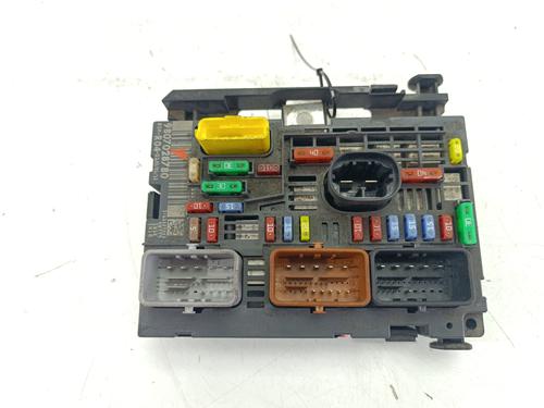 Sicherungskasten für CITROËN BERLINGO MULTISPACE (B9) 1.6 HDi 90 (92 hp) 31814655