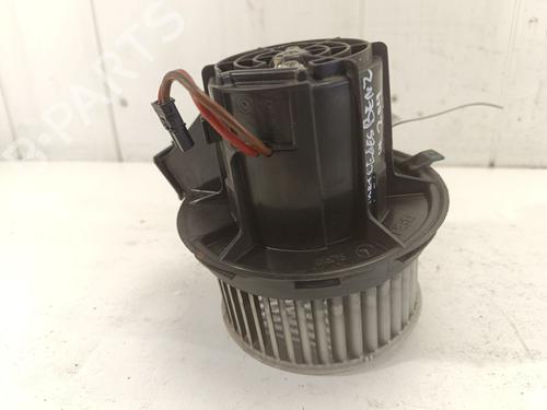 Heater blower motor MERCEDES-BENZ C-CLASS (W204) C 320 CDI (204.022) | BP29869890M62