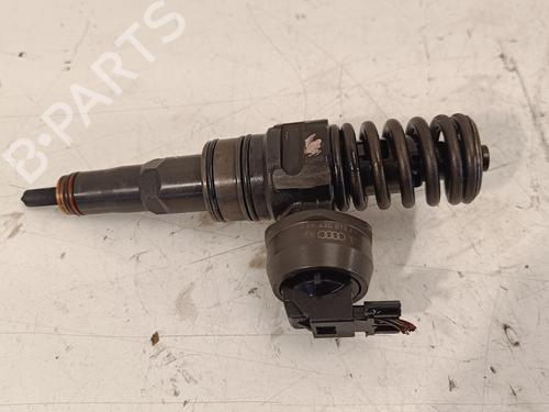 Used Injector SEAT LEON (1P1) 1.9 TDI (105 hp) 13041152