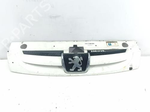 Used Grille Grille PEUGEOT PARTNER MPV (5_, G_) 1.9 D (69 hp) 34704077 34704077