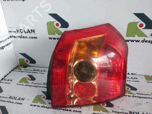 Used Right taillight TOYOTA COROLLA (_E12_) 2.0 D-4D (CDE120R, CDE120L_) (116 hp) 4050708