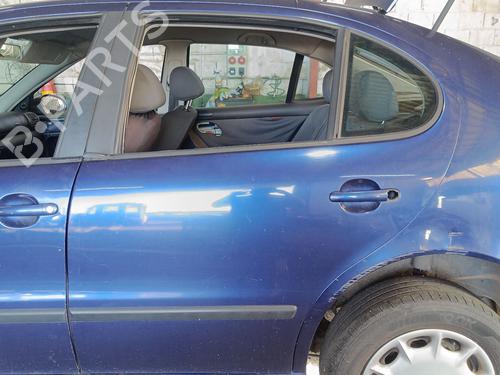 Puerta trasera izquierda SEAT LEON (1M1) 1.9 TDI (110 hp) 29885974