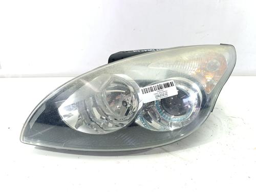 Used Left headlight Left headlight HYUNDAI i30 (FD) 1.4 (109 hp) 40158052 40158052