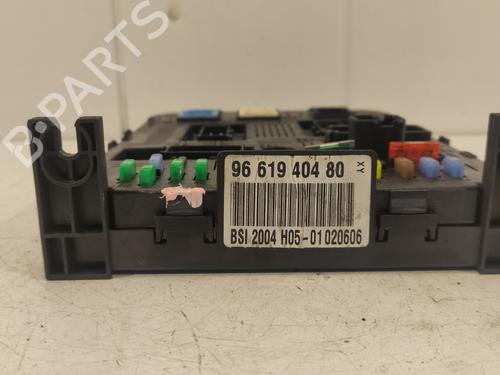 Fuse box CITROËN C4 I (LC_) 1.6 HDi | BP8672499E1 
