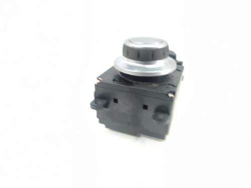 Switch BMW X5 (E70) 3.0 sd | BP40259623I30 - Image 2