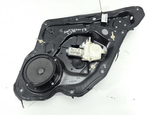 Rudehejsemekanisme Højre bagtil Rudehejsemekanisme Højre bagtil SEAT TOLEDO II (1M2) 1.8 20V (125 hp) 39880692 39880692