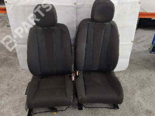 seats-set-renault-megane-iii-hatchback-bz01_-b3_-15-dci-2008-5335370 main image
