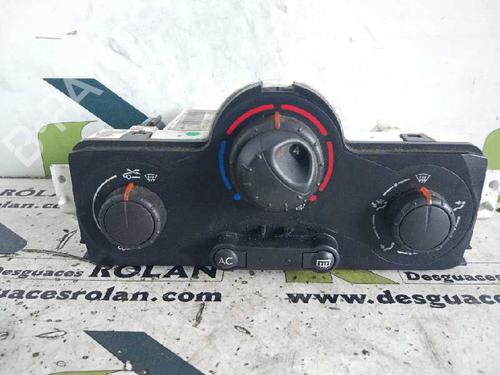 AC Styreenhet / Manøvreringsenhet RENAULT MEGANE II (BM0/1_, CM0/1_) [2001-2012]  4055746