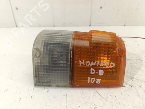 Used Right front indicator MITSUBISHI PAJERO I Canvas Top (L04_G) 2.3 TD (L043G, L048G) (84 hp) 29490602