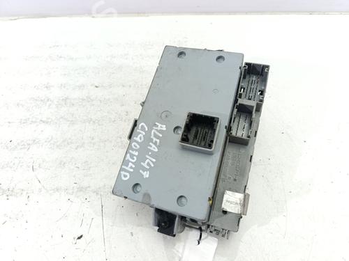 Fuse box ALFA ROMEO 147 (937_) 1.9 JTD (937.AXD1A, 937.BXD1A, 937.AXV1A, 937.BXB1A,... | BP31831696E1