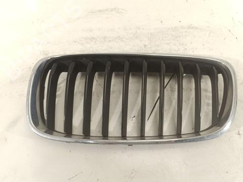 Used Grille BMW 2 Active Tourer (U06) 218d (150 hp) 30078365