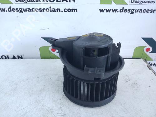 Used Heater blower motor PEUGEOT 306 Hatchback (7A, 7C, N3, N5) [1993-2003]  4059127