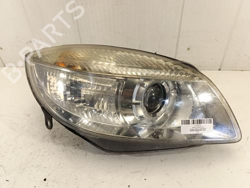 Used Right headlight SKODA ROOMSTER (5J7) 1.9 TDI (105 hp) 25745509