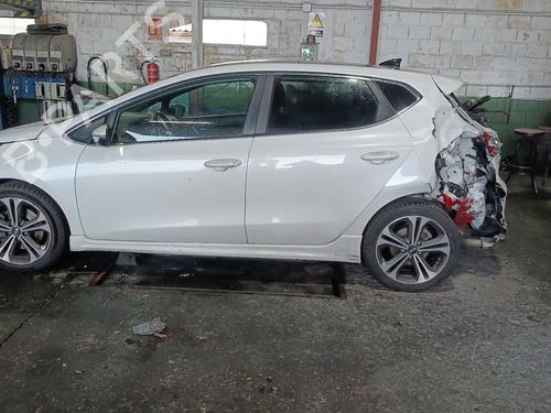 Pièces Détachées Usagées KIA CEE'D (JD) 1.6 CRDi 136 (136 hp) 3981261