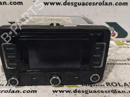 Autoradio VW PASSAT B7 (362) 2.0 TDI (140 hp) 4943497