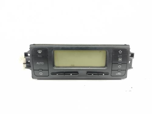 AC-Styringsenhed/Manøvreenhed AC-Styringsenhed/Manøvreenhed SEAT TOLEDO II (1M2) 1.8 20V (125 hp) 39880696 39880696