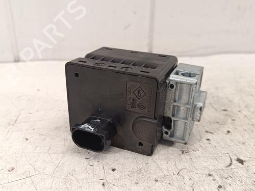 Used Electronic module RENAULT SCÉNIC III (JZ0/1_) 1.9 dCi (JZ0J, JZ1J, JZ1K, JZ1S) (131 hp) 12548040