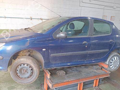 Højre forlygte PEUGEOT 206 Hatchback (2A/C) 1.1 i | BP26640171C29 
