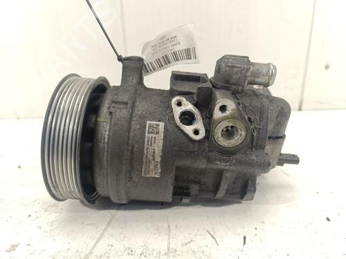 Used Steering pump Steering pump BMW X6 (E71, E72) xDrive 40 d (306 hp) 33325419 33325419