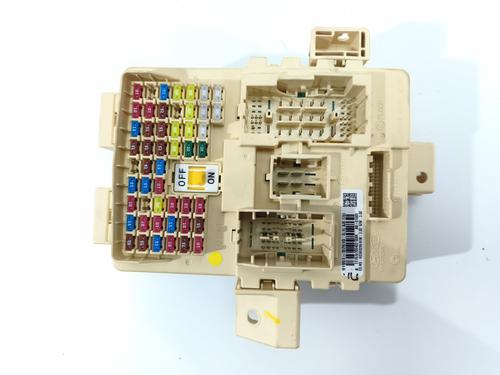 Used Fuse box Fuse box 36936296 36936296