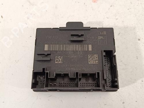 Used Electronic module VW TOURAN (5T1) 2.0 TDI (190 hp) 17513812