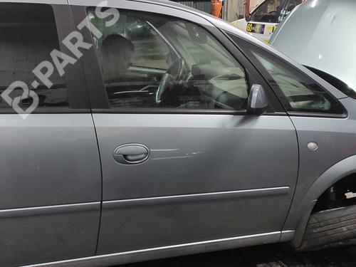 Used Right front door Right front door OPEL MERIVA A MPV (X03) 1.7 CDTI (E75) (100 hp) 11143022 11143022