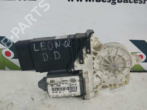 Used Right front window motor SEAT LEON (1M1) [1999-2006]  4062364