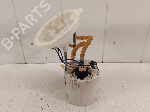 Used Fuel pump BMW 3 (F30, F80) 318 d (143 hp) 11059754