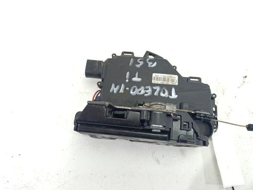 rear-left-lock-seat-toledo-ii-1m2-1998-1999-2000-2001-2002-2003-2004-2005-2006-32332034 main image