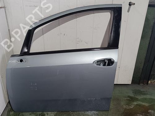Used Left front door FIAT GRANDE PUNTO (199_) 1.3 D Multijet (75 hp) 11188023
