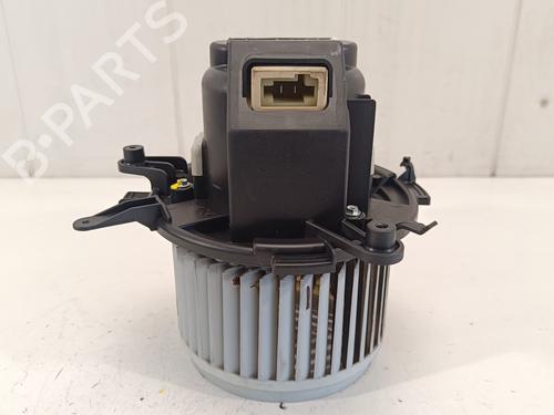 Used Heater blower motor PEUGEOT 3008 II SUV (MC_, MR_, MJ_, M4_) 1.6 BlueHDi 120 (120 hp) 16836861