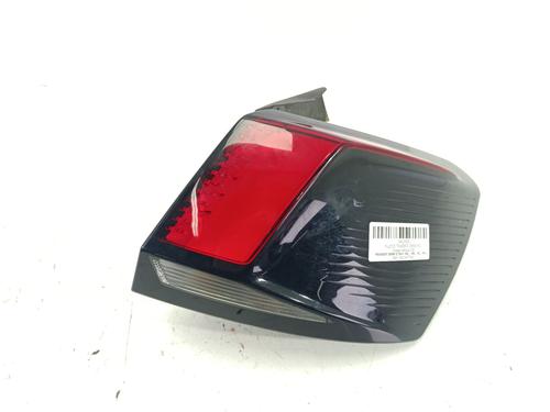 Used Right taillight PEUGEOT 3008 II SUV (MC_, MR_, MJ_, M4_) 1.6 BlueHDi 120 (120 hp) 31091958