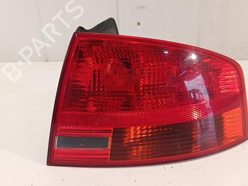 Used Right taillight AUDI A4 B7 (8EC) 2.0 TDI (140 hp) 15494736